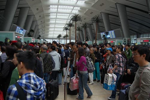 un hall de gare pour ainsi dire vide
