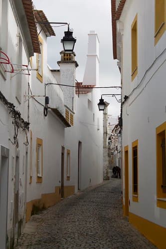 Evora