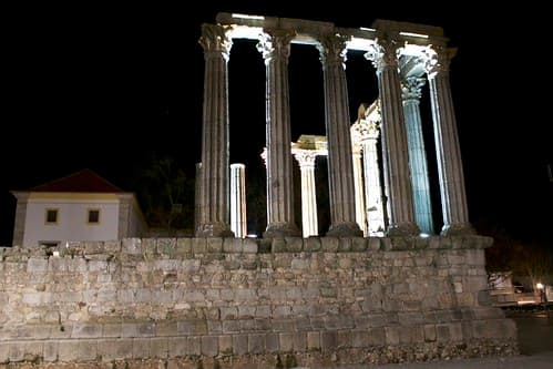Evora
