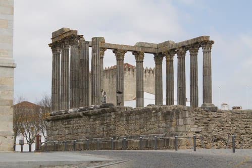 Evora