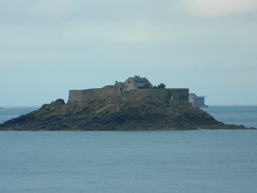TinyIsland