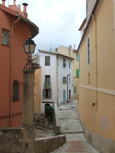 2012_0901_19_Menton