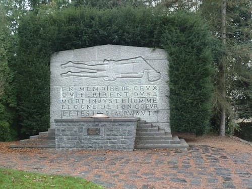 Villeneuve d'Ascq.- Mémorial Ascq 1944