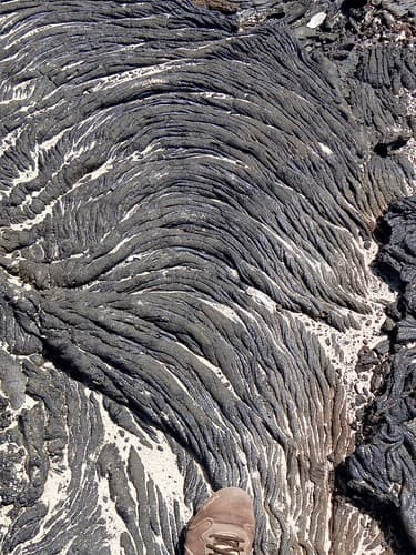 Lave encordée - Coulée de Santiago (1897), volcan des Galapagos