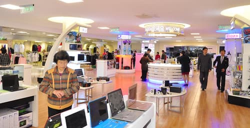 shopping center north korea 12