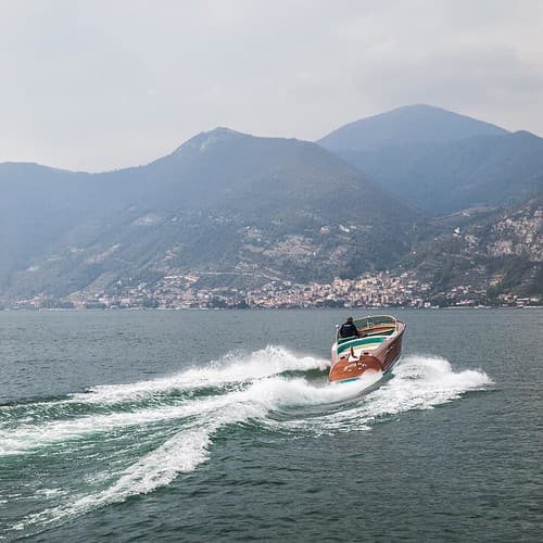 Riva boat, Iseo Lake - Italie || Iseo lake is the native place of Riva boats, those luxury motor boats found in Monaco or here on the lakes for exemple. Yesterday I had the privilege to see a@private collection of boats from the 60's and then go for a rid