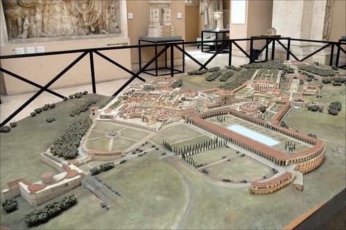 Maquette de la Villa d'Hadrien (Rome)