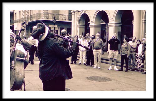Doreen Dazzles the Crowd (repositioned)