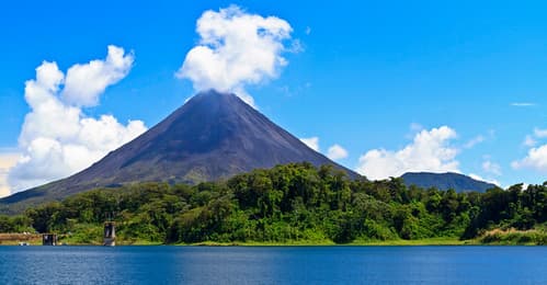 lake-sky-arenal-volcano-costa-rica-LTO