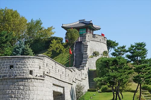 La forteresse Hwaseong (Suwon, Corée du sud)