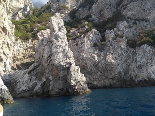 AVANCÉE DANS LA MER
