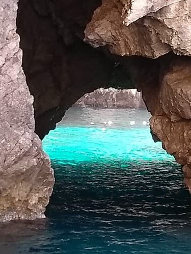LA GROTTE VERTE
