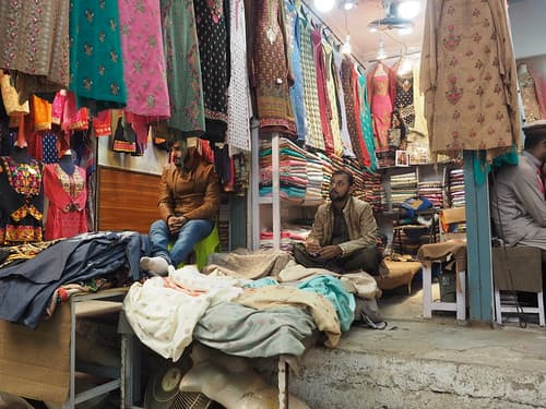 Old Lahore Fabric market