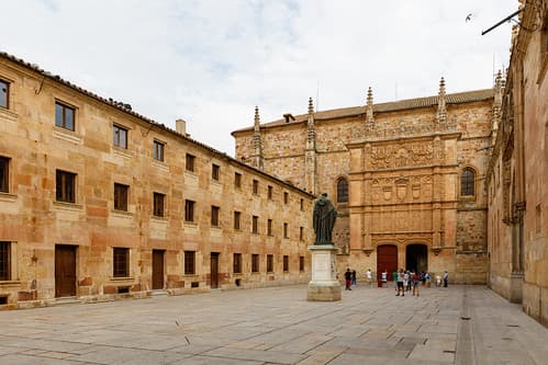 Patio des écoles