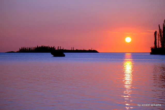 Nouvelles Caledonie - 1 an a silloner les iles.