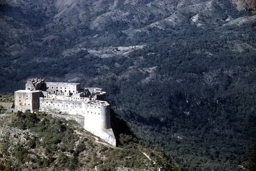 HT Cap-Haitien area Citadelle Laferriere from air - 1958 (NA58-K03-08)