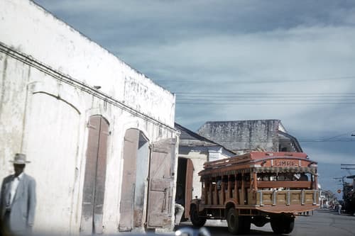 HT Cap-Haitien street scene - 1958 (NA58-K03-12)