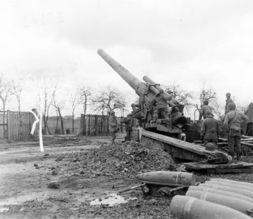 SC 364304 - Monster 240mm gun throws heavyweight projectile, backing up 35th Division drive into Germany.