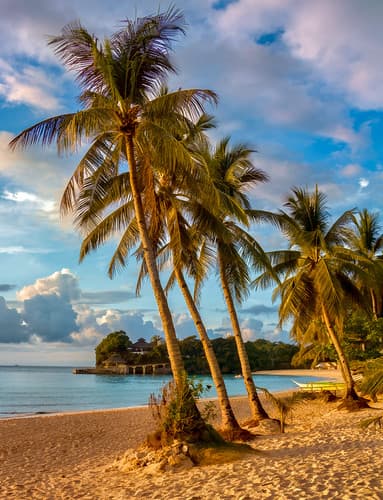 Punta Bunga Cove, Boracay, Philippines