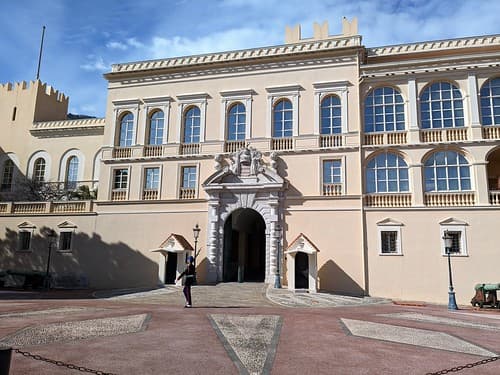 LE PALAIS PRINCIER DE MONACO