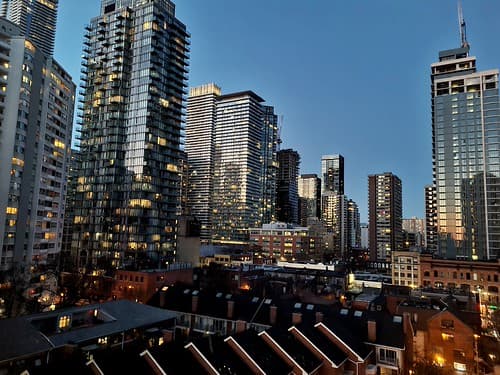 Toronto, blue hour