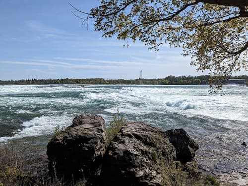 L'ÎLE DES 3 SŒURS (2)