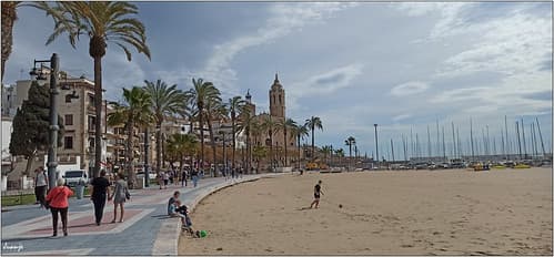 🇪🇸 🇪🇺 Sitges (Cataluña, España, 11-3-2023) ⭐⭐⭐⭐⭐