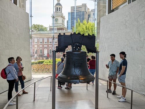 THE LIBERTY BELL (2)