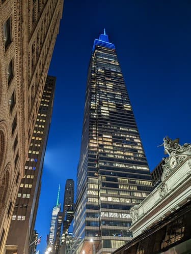 NEW YORK LA NUIT