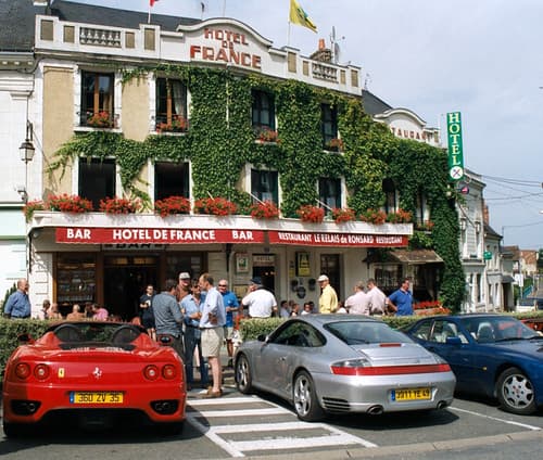 The Hotel de France in La Chartre sur le Loir at the 2002 Le Mans
