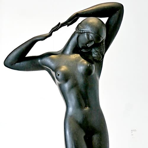 Lovet-Lorski : Vénus - Paris, France.