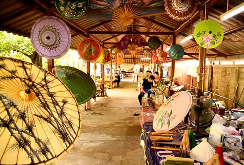 Atelier de fabrication d'ombrelles