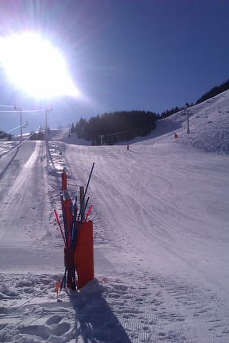 Sun on the piste