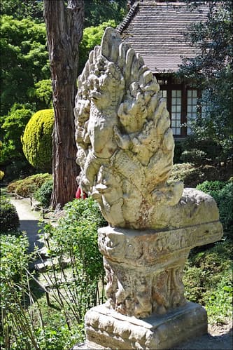 Le pont khmer (Parc oriental, Maulévrier)