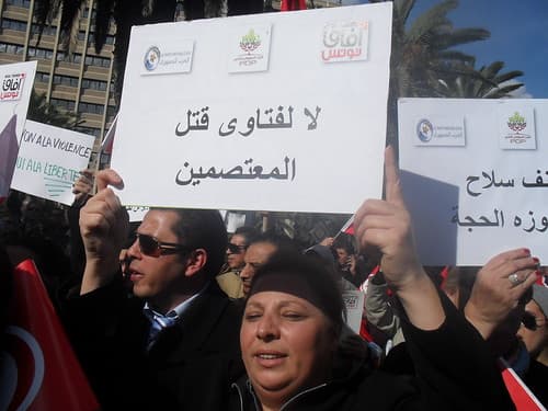 Ennahda member stirs controversy | جدل ساخن في تونس حول تصريحات قيادي في النهضة | Un membre d'Ennahda suscite la controverse