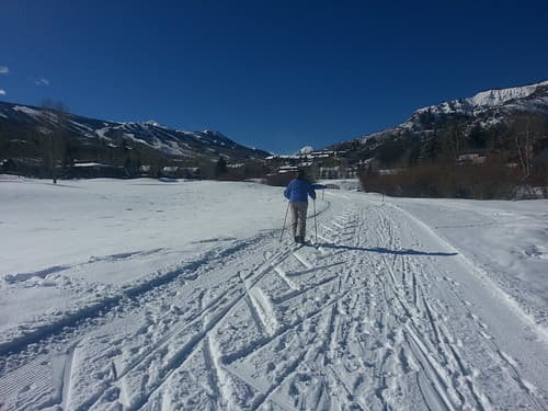 Cross-Country Skiing Near Aspen - Snowmass Golf Course