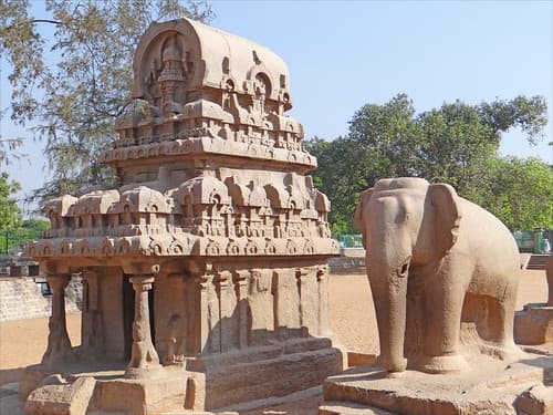 Les temples monolithes (Mahabalipuram, Inde)
