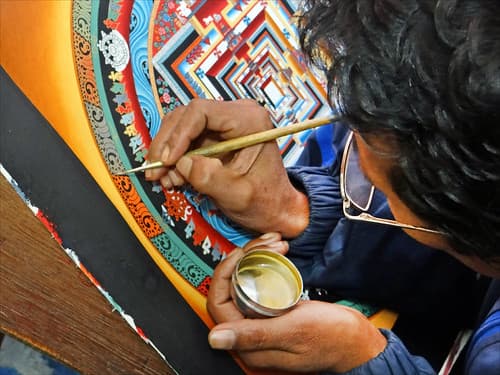 Peintre de Thanka (Bhaktapur, Népal)