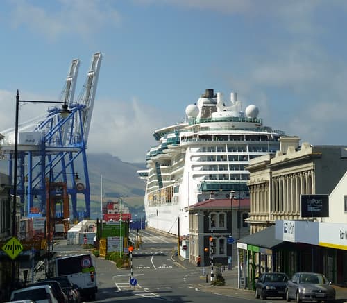 Radiance of the Seas in Port Chalmers