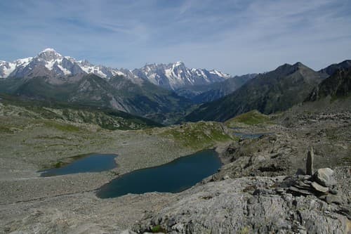descente du col du Tachuy vers l'Italie