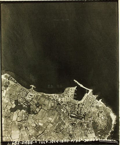 Reconnaissance Photo Aerial View St. Raphael France