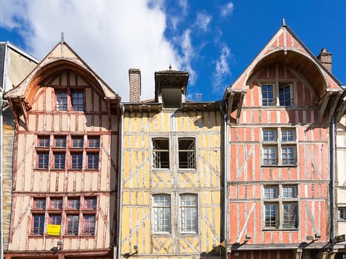 Troyes