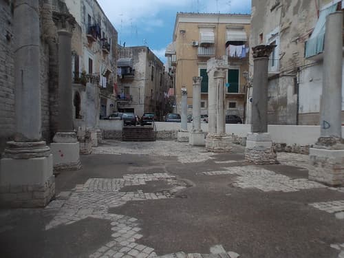 Antiquités