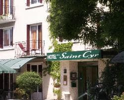Hôtel HOTEL SAINT CYR — France