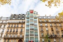 Hôtel HOTEL LE RELAIS MONTMARTRE — France