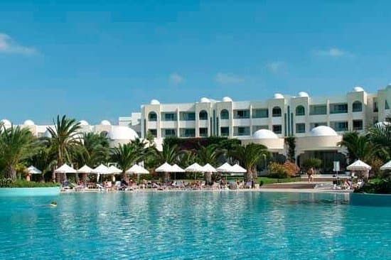 Hotel Riu Palace Royal Garden 5* – vue 2