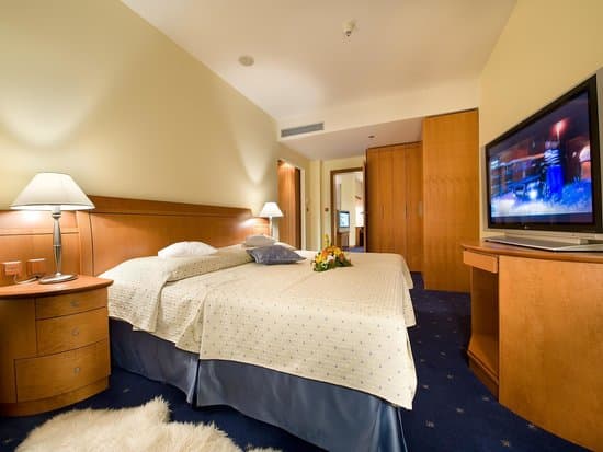 RAMADA GRAND HOTEL SYMPHONY – vue 3