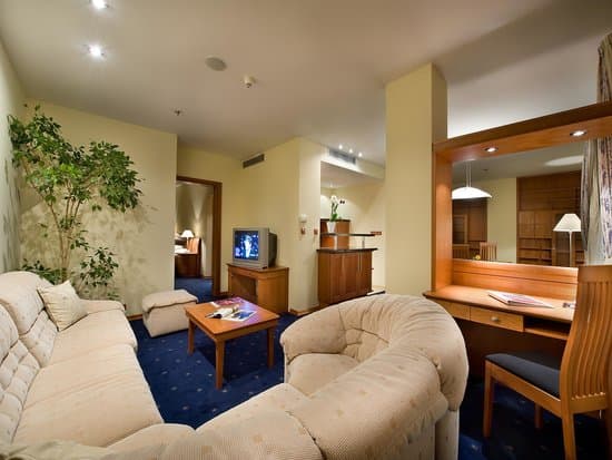 RAMADA GRAND HOTEL SYMPHONY – vue 2