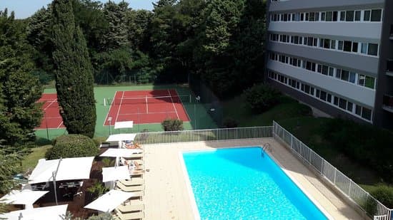 Hôtel NOVOTEL AVIGNON SUD