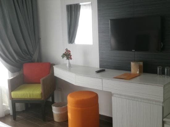 HOTEL LE PARADIS – vue 5